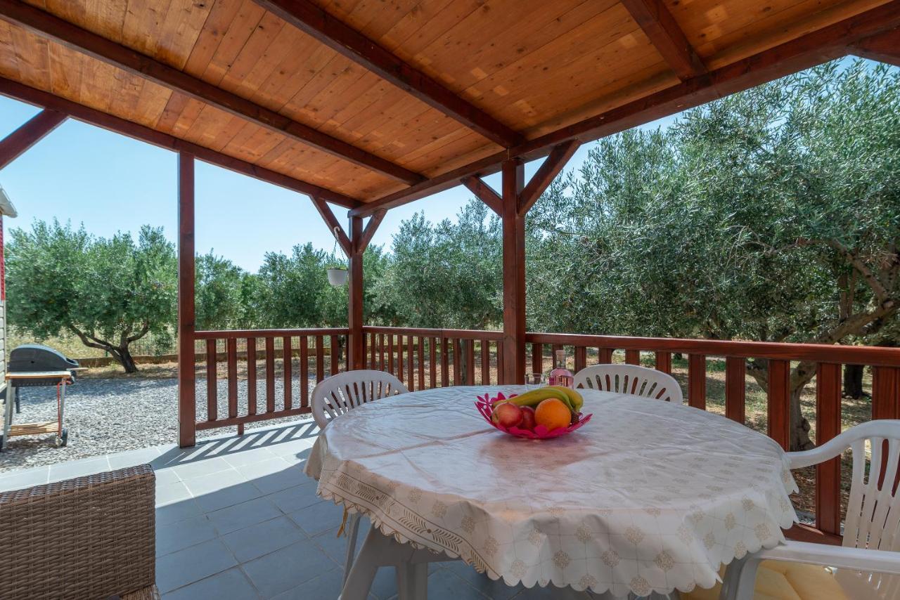 'Olive Grove' Camping House-Near The Beach Divulje Exterior foto